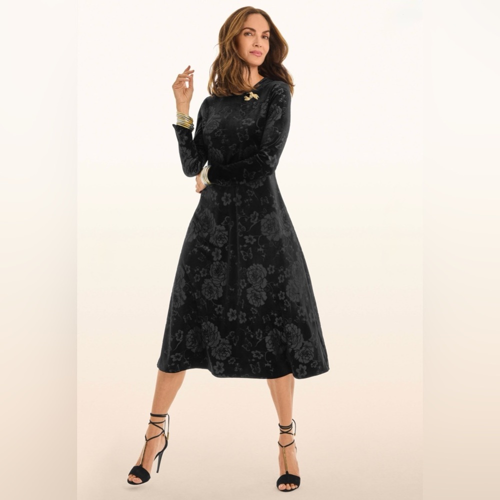 Johnny Was EMBOSSED STRETCH VELVET DRESS Size S. NWT